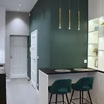Exclusive, Unique Apartment, 2 Bathrooms, 105sqm Appartement