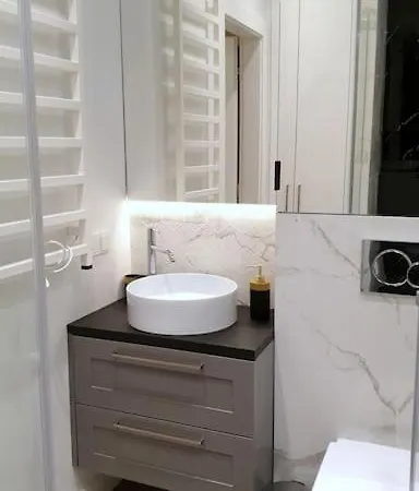 Exclusive, Unique Apartment, 2 Bathrooms, 105sqm