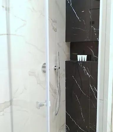 Exclusive, Unique Apartment, 2 Bathrooms, 105sqm Cracóvia