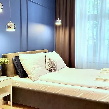 Exclusive, Unique Apartment, 2 Bathrooms, 105sqm *