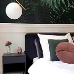 Exclusive, Unique Apartment, 2 Bathrooms, 105sqm شقة