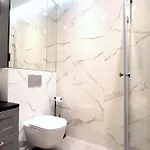 شقة Exclusive, Unique Apartment, 2 Bathrooms, 105sqm