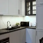 Exclusive, Unique Apartment, 2 Bathrooms, 105sqm