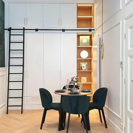 Apartment Exclusive, Unique Apartment, 2 Bathrooms, 105sqm *